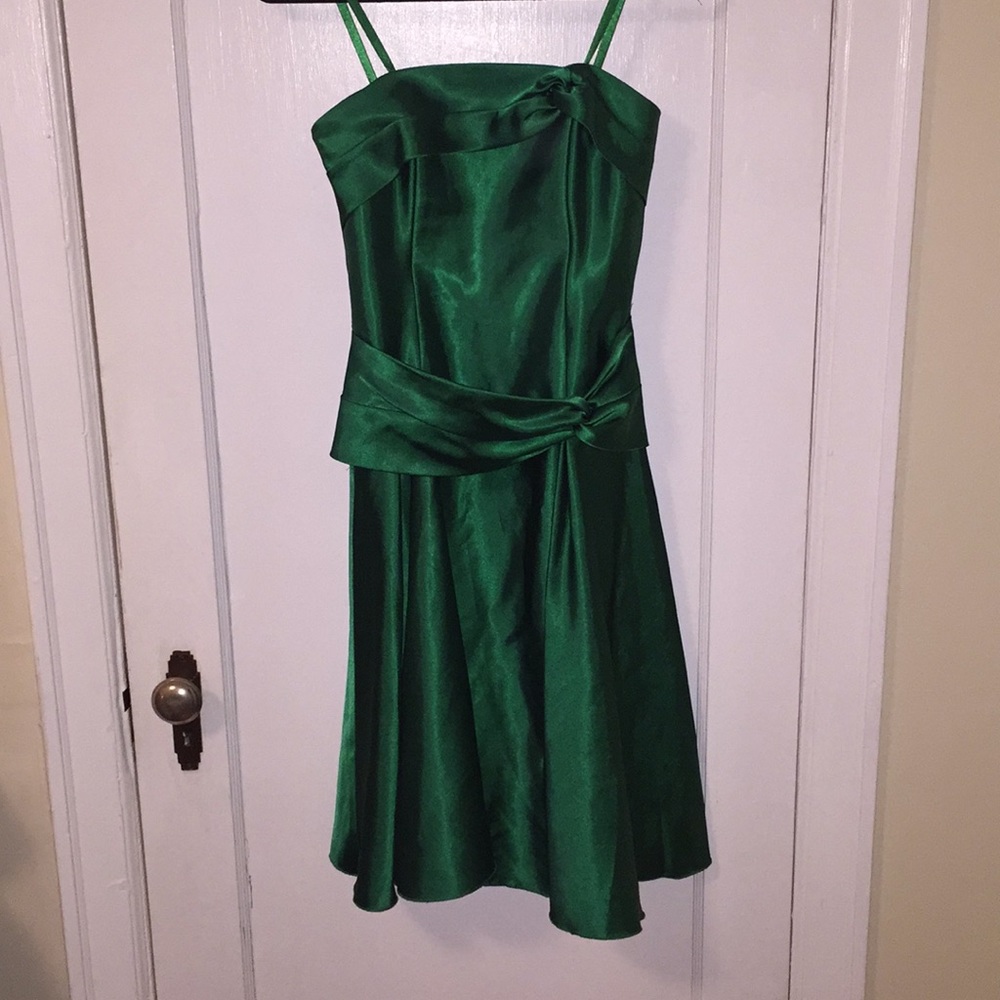 Women's emerald green Jessica McClintock dress