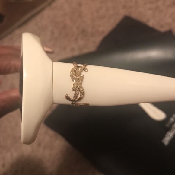 100% authentic Yves Saint Laurent shades brand new - Picture 2 of 6