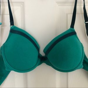 [BUNDLE UP🎉🎉] 3 Aerie Bras