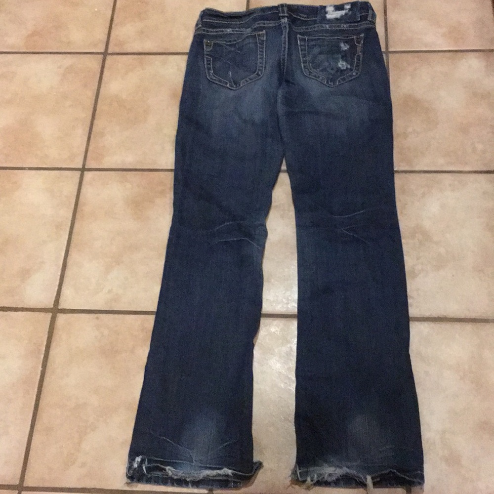 MEKHendersonBoot Cut 28 x 32 fray cuts oncuffs