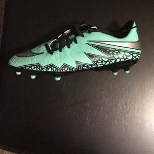 Nike Men's Hyper Venom Teal Soccer Cleat
