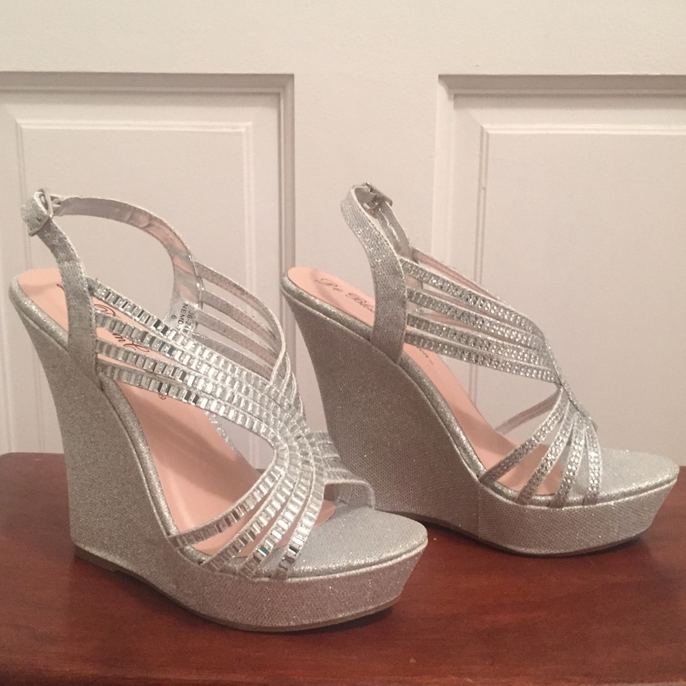 Silver Wedges