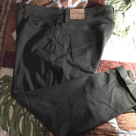 Hollister Low Rise Vintage Boyfriend pants - Picture 3 of 6