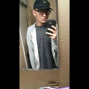 Meet your Posher, Aaron