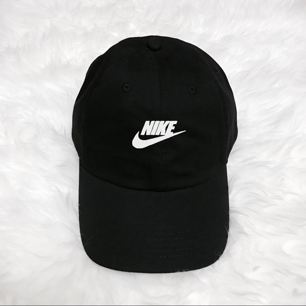 Nike Swoosh Baseball Cap
