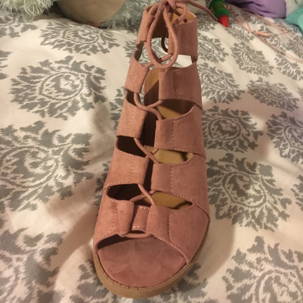 Mauve heels