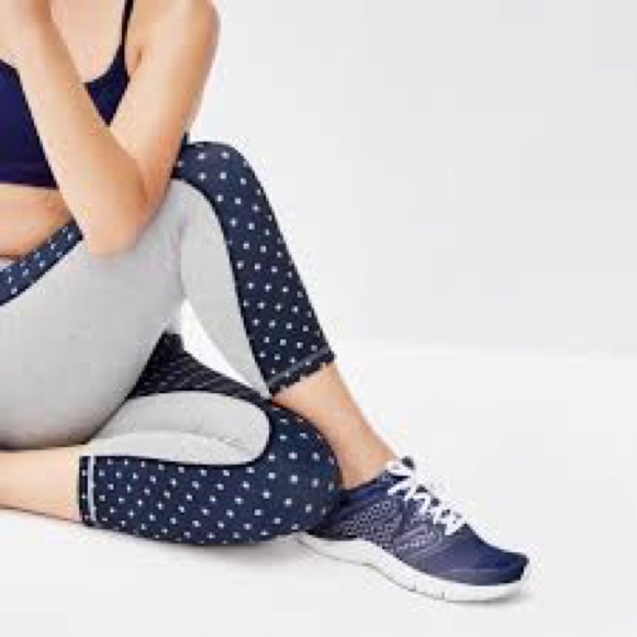 J. Crew x New Balance Gray Polka Dot Capri Leggings Navy XS 0 24 Fitted NWT - Picture 2 of 6