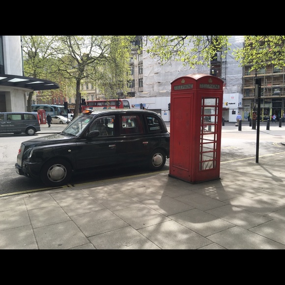 Meet your Posher, Jennifer - Picture 2 of 8