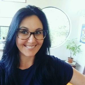 Meet your Posher, Robynne