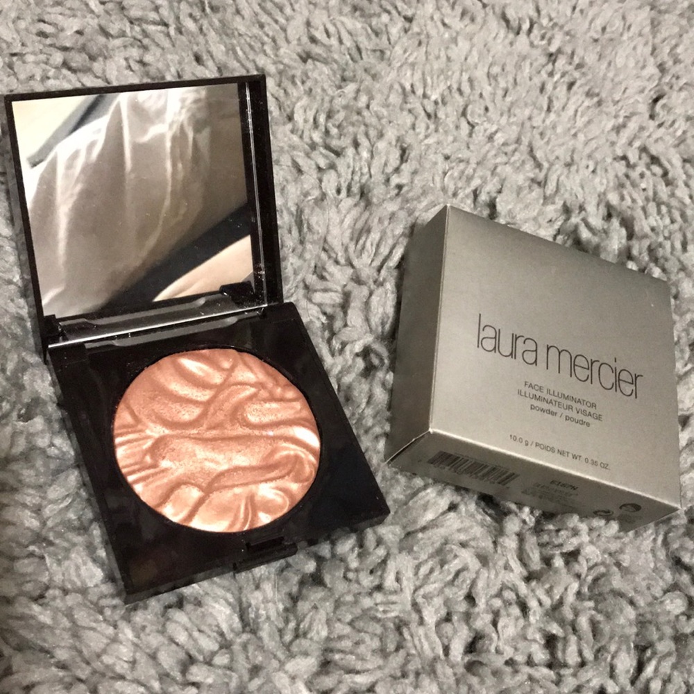 Laura Mercier Face Illuminator Powder
