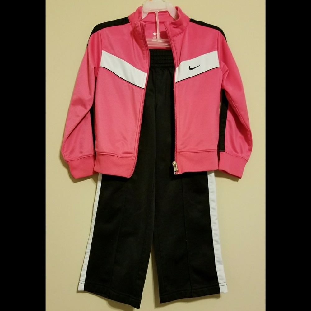 NIKE Girl's Tracksuit