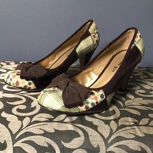 Vintage Madden girl heel