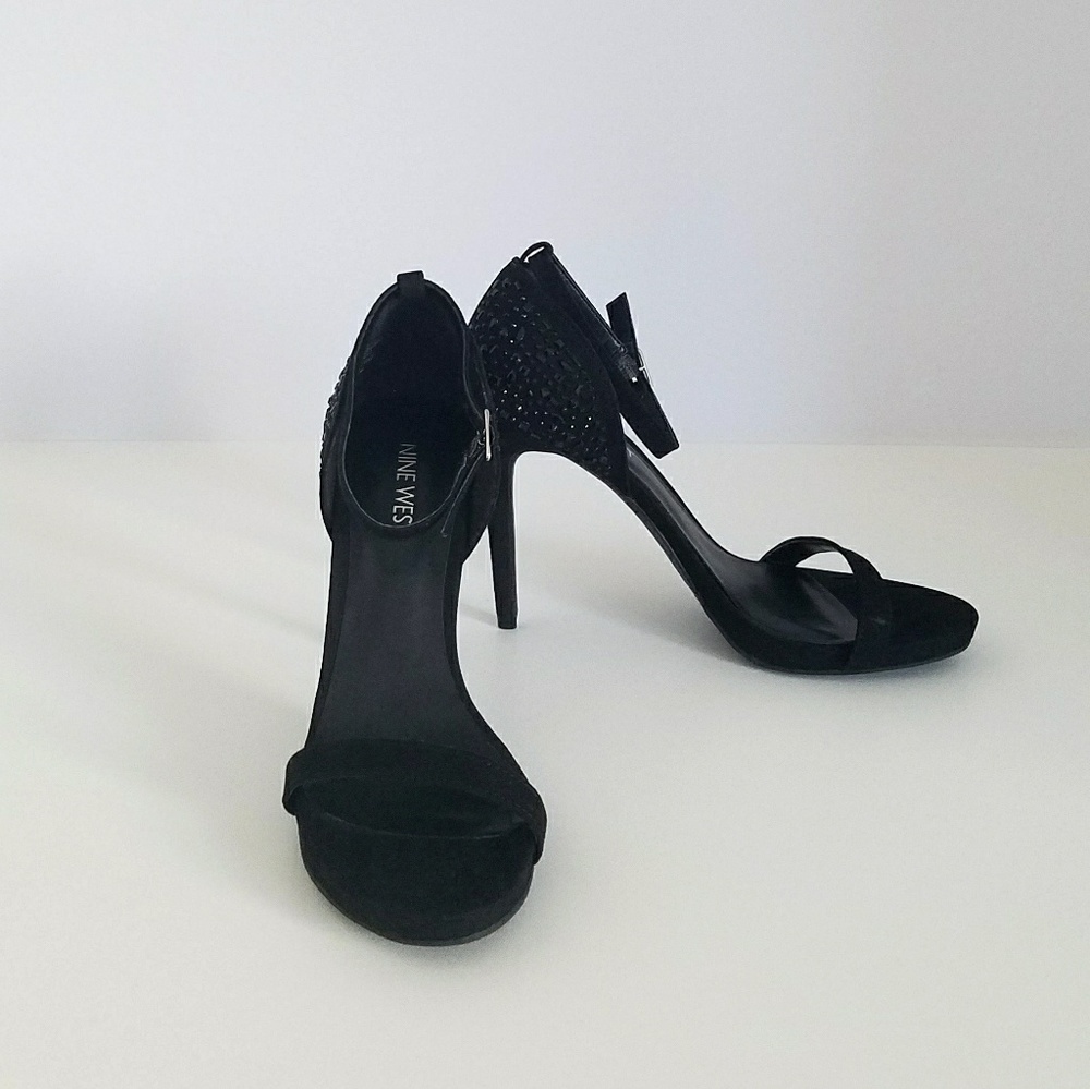 🔥Host Pick🔥Nine West Black Strappy High Heels