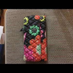 genuine Vera Bradley wallet NEW!!!