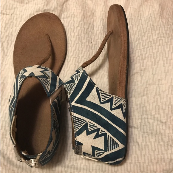 ❌SOLD❌ Indosole women's ikhanna sandal - Picture 2 of 5