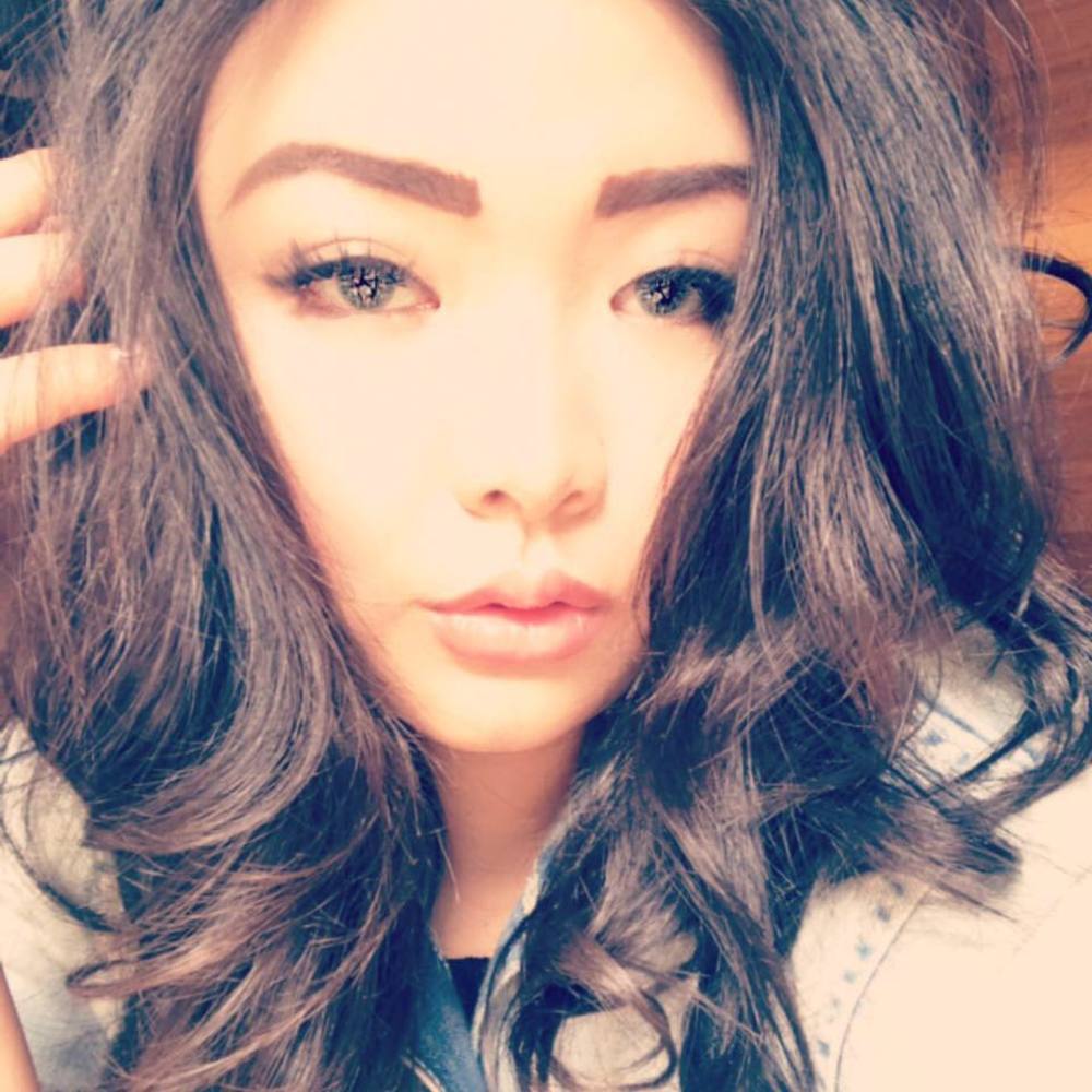 Meet your Posher, Levina