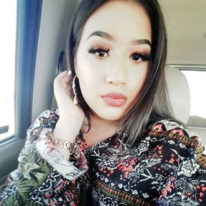 Meet your Posher, Angela