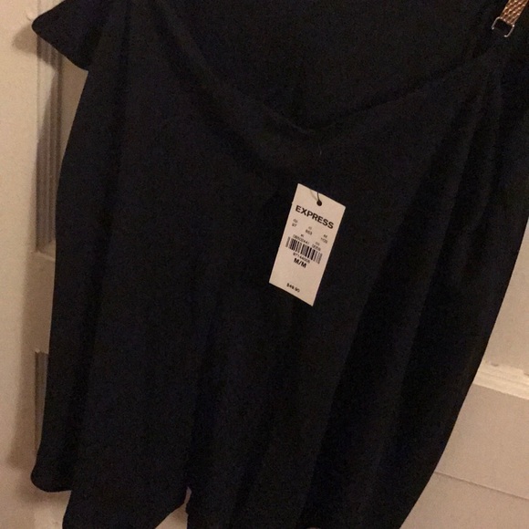 Black tank top from express! Still has tag - Picture 3 of 3