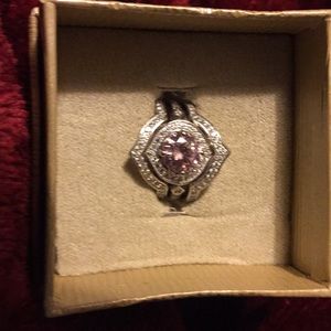Pink/white diamond simulant bands +2 silver bands