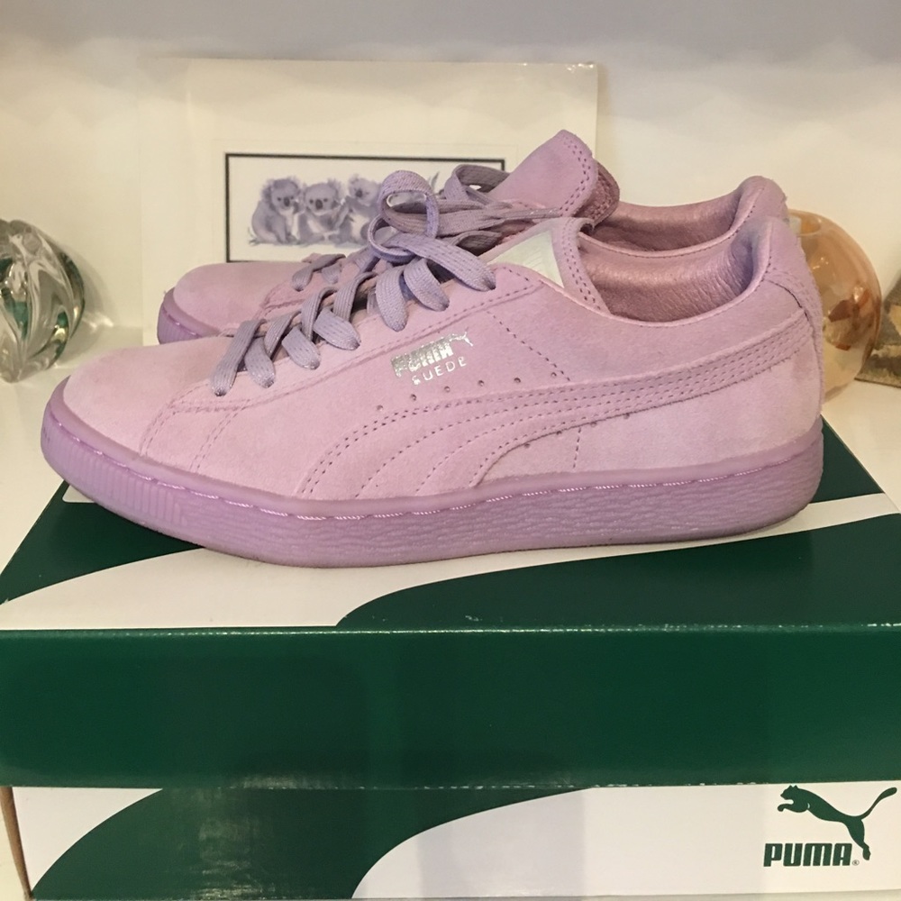 Super cute Lilac Suede Puma