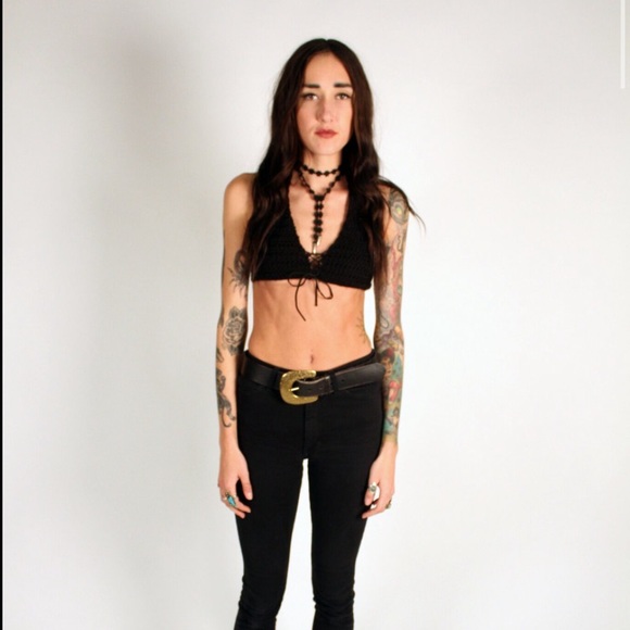 Black crochet lace up halter - Picture 2 of 3