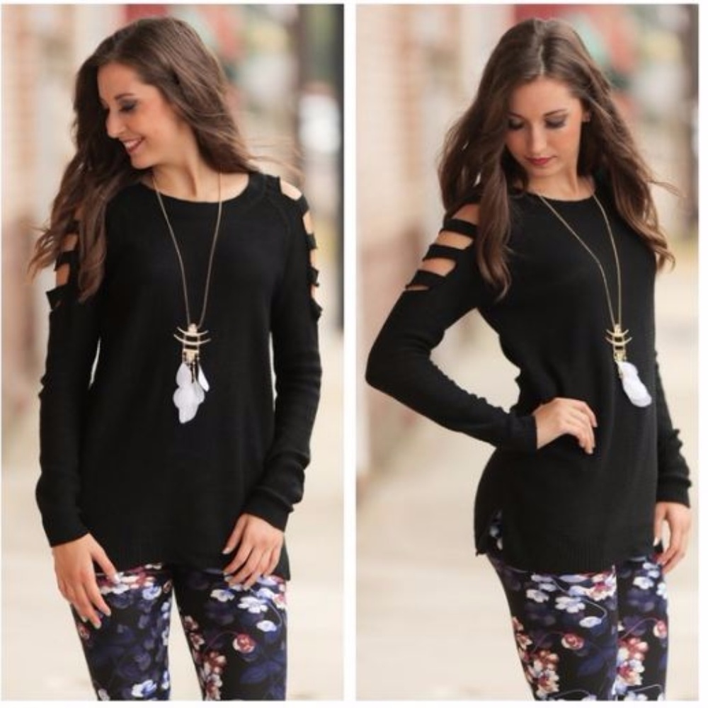😍 “Cole” Edgy black ladder sleeve Sweater