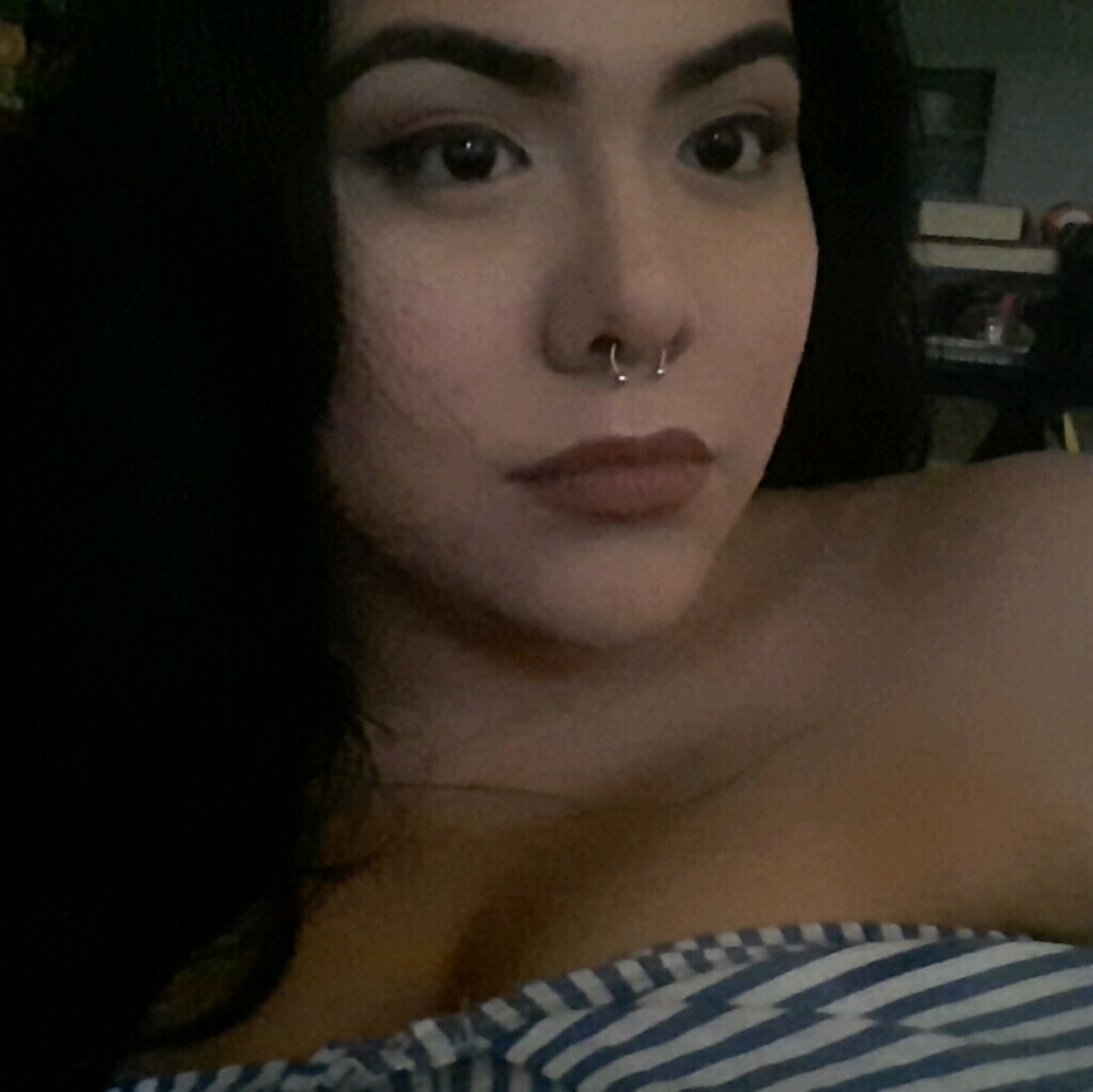 Meet your Posher, Briana