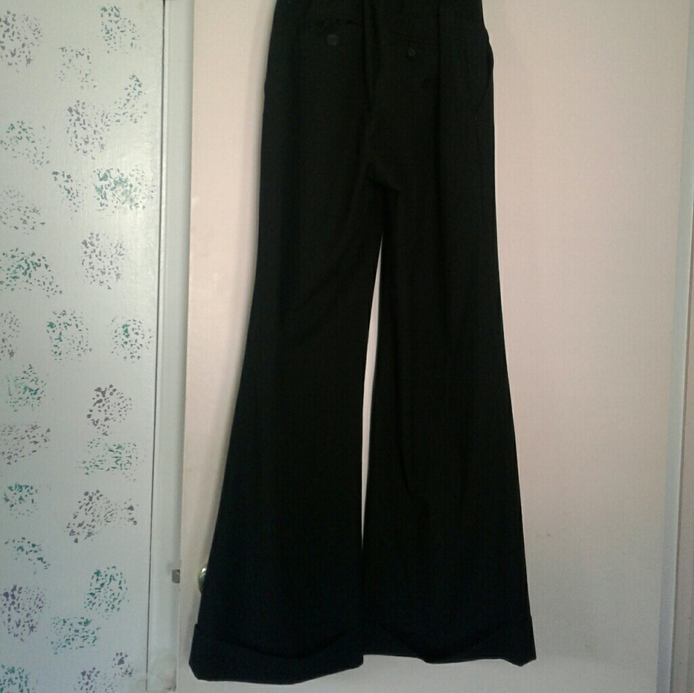 SOLD🛇 A Pea in the pod maternity dressing pant