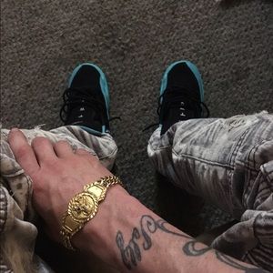 Meet your Posher, Jay