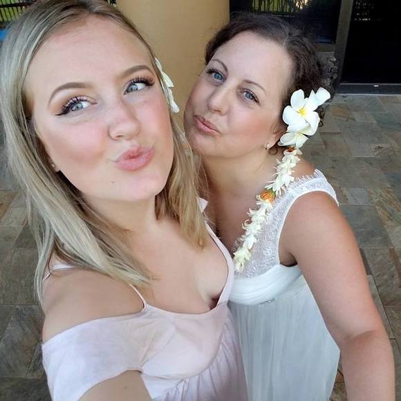 Meet your Posher, Stephenie - Picture 1 of 1