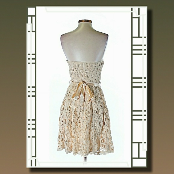 BETSEY JOHNSON Dress - Picture 2 of 2