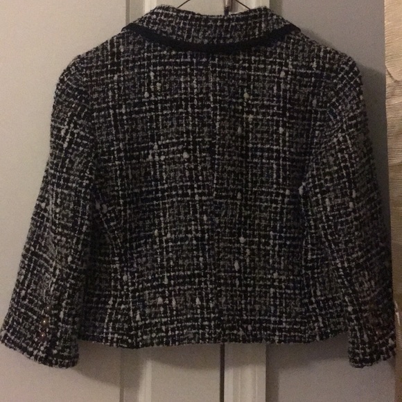 ⚪️⚫️ Black and white suit Jacket!! - Picture 2 of 4