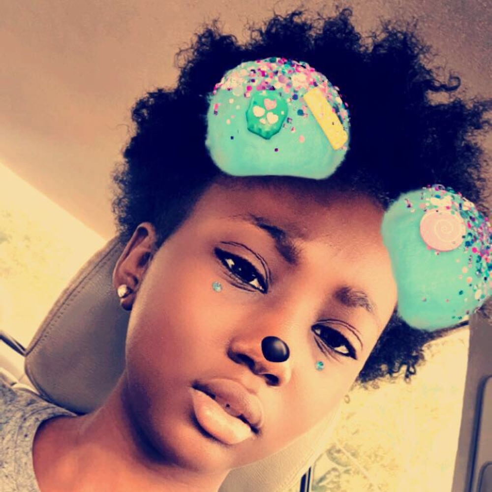 Meet your Posher, Ronnekia