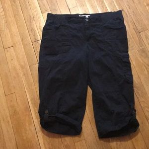 Worn stretch cargo Capri