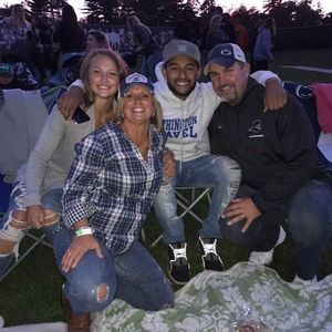 Meet your Posher, Carrie