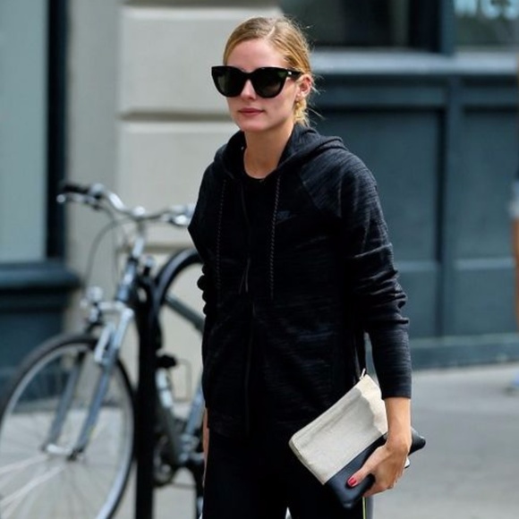 CÉLINE Bicolor Lambskin Clutch - Picture 7 of 8