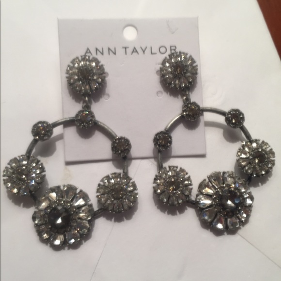 Earrings - Picture 2 of 3