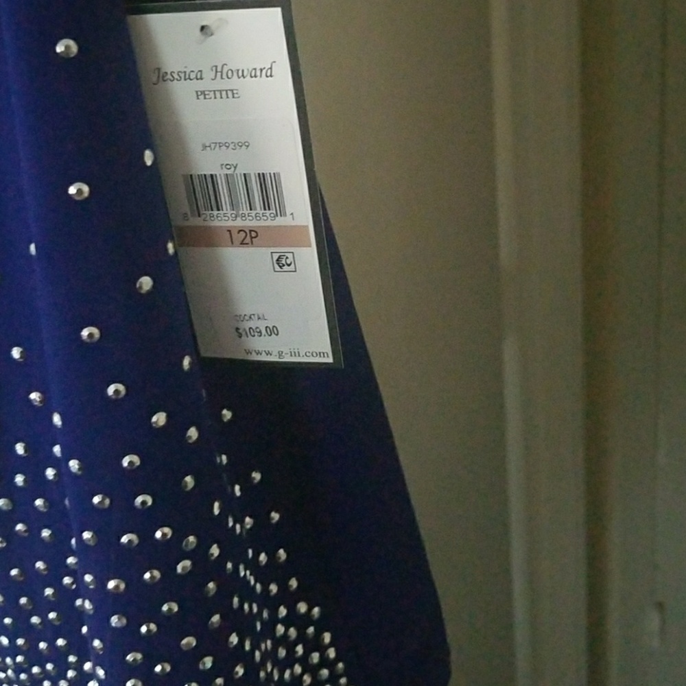 Cocktail dress - Picture 2 of 3