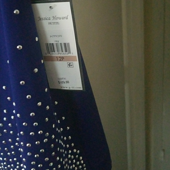 Cocktail dress - Picture 2 of 3