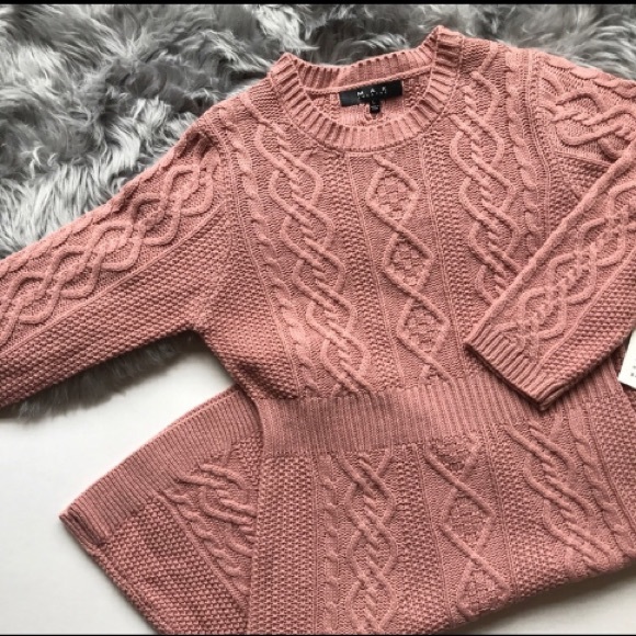 MAK Sweater Dresses & Skirts - 🎊🎉HPx2!🎉🎊MAUVE SWEATER DRESS