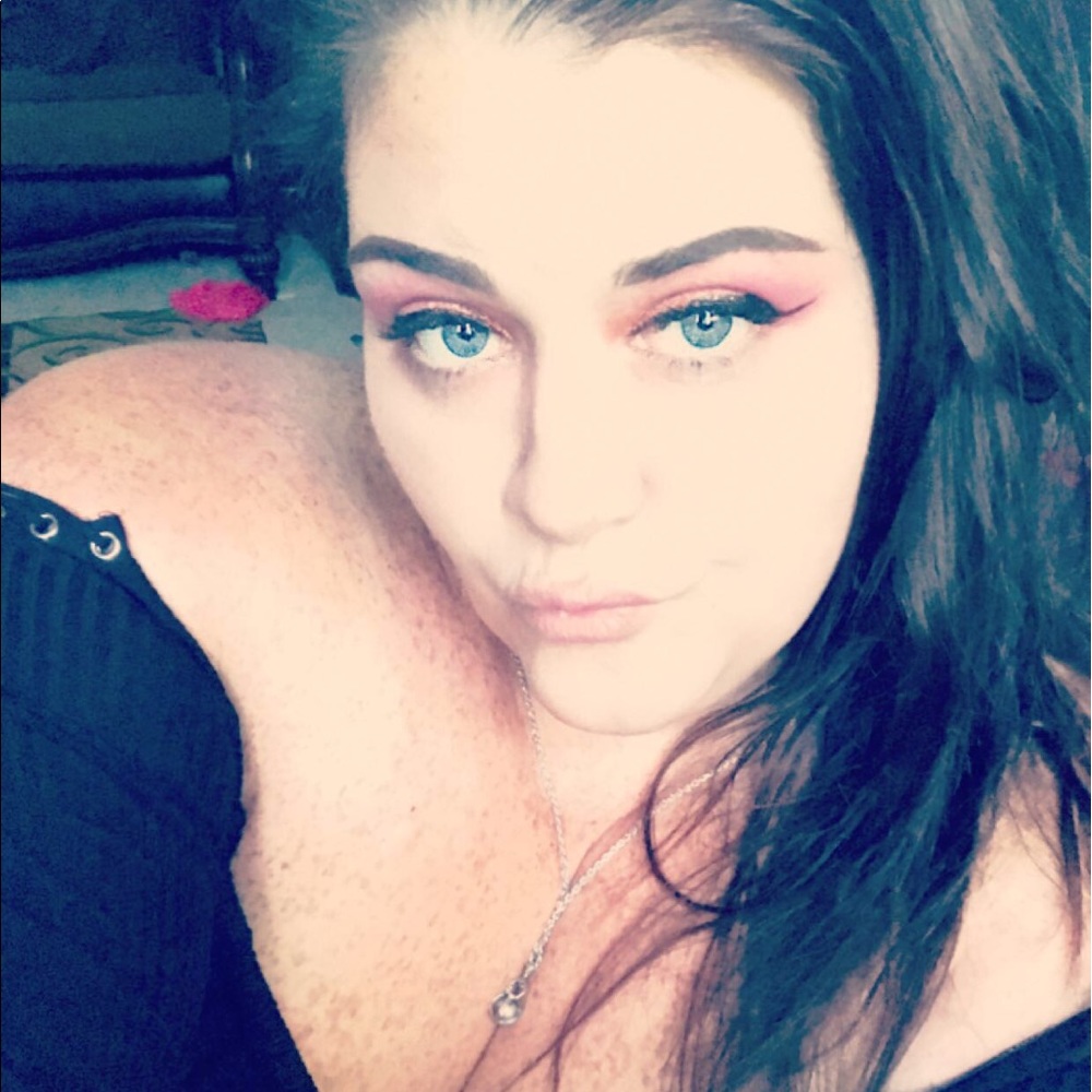 Meet your Posher, Tanya