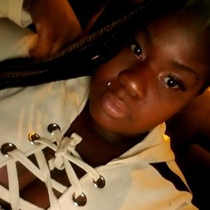 Meet your Posher, Lavana