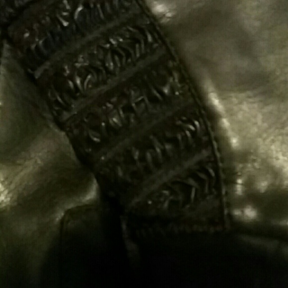 Knee high boots - Picture 2 of 2