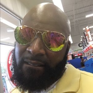 Meet your Posher, Greg