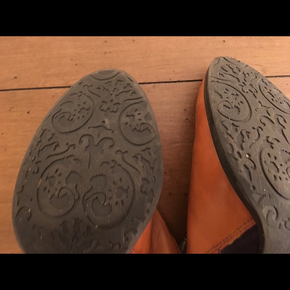 Boots - Picture 2 of 3