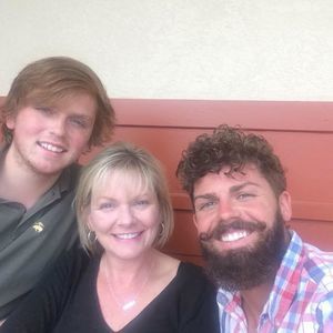 Meet your Posher, Robin