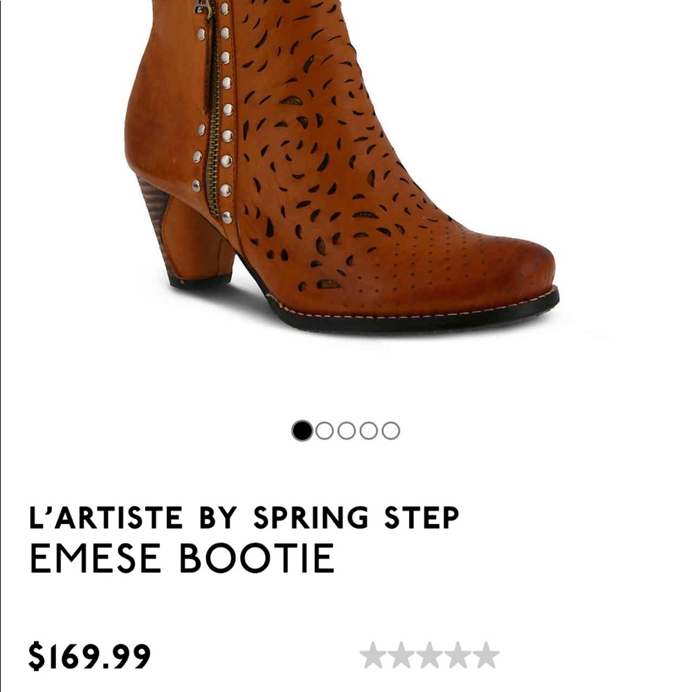 Boots - Picture 3 of 3