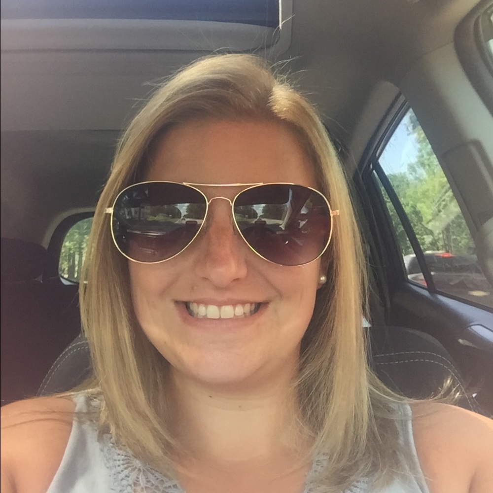 Meet your Posher, Sarah