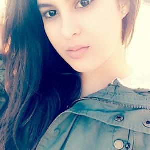 Meet your Posher, Ana