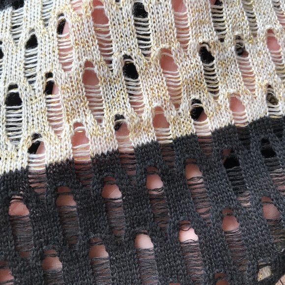 Long sleeve see through top by Papaya - Picture 3 of 6